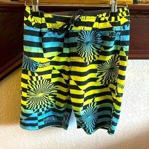 Volcom Young Men’s Size 26 Waist Yellow & Blue Skater Surfer Beach Board Shorts
